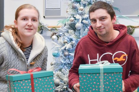 Dalton couple brings festive cheer to families on Kirkwood’s In-Patient Unit