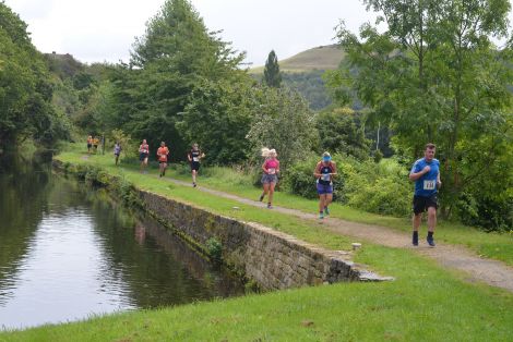 Runners take to the trail for Kirkwood